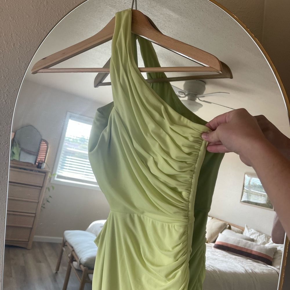 bcbgmaxazria green one shoulder cut out gown